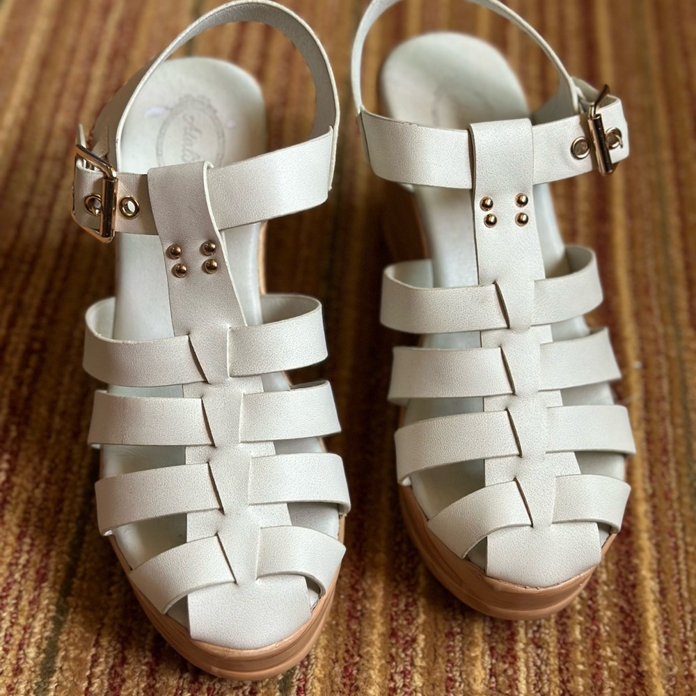 Cream Platform Shoes with Chunky Sole